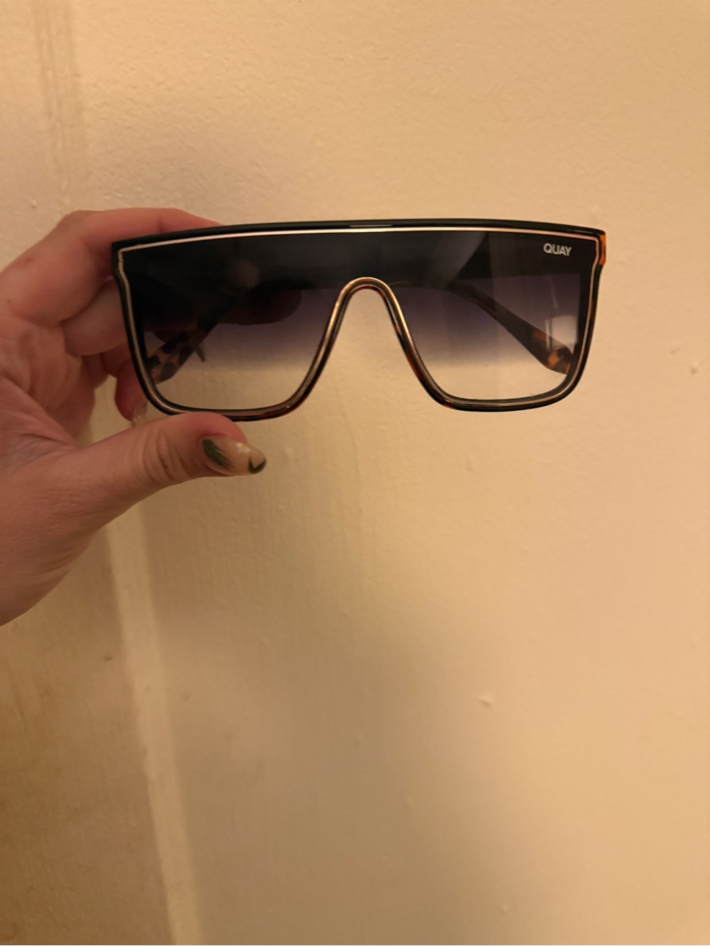 Quay Gradient Square Rimmed Sunglasses